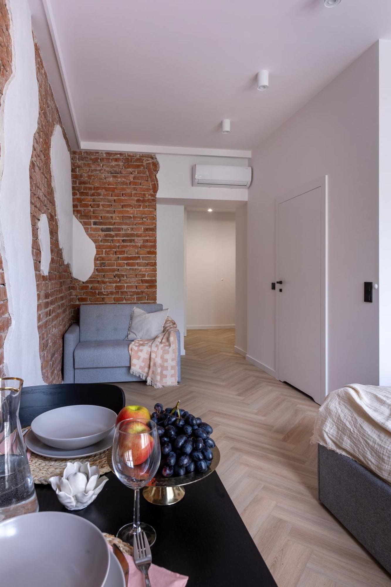 Melody Apartments City Centrum Krasków Exterior foto